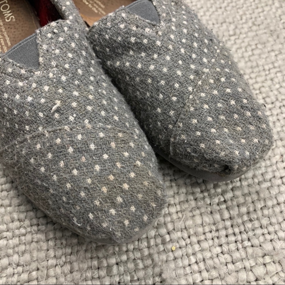 Toms - Picture 5 of 8